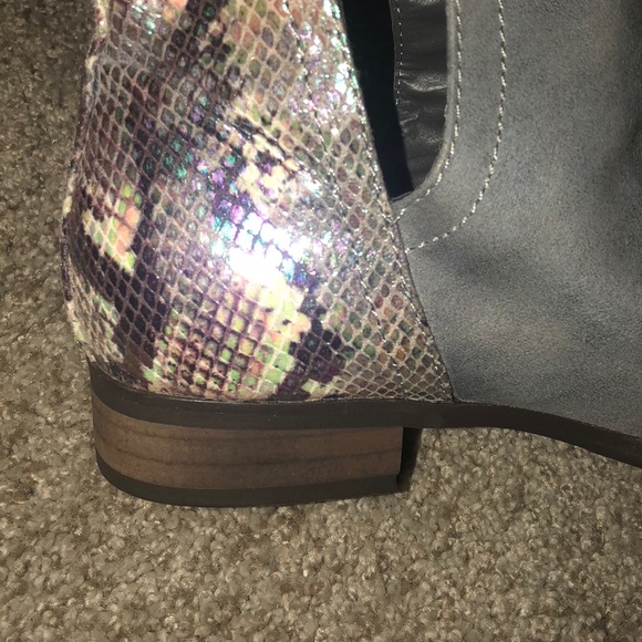 cute slip on booties - Picture 2 of 3